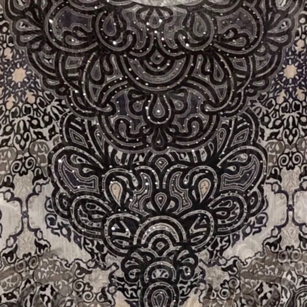 World Unity Pattern Printed stone emblished front - Picture 2 of 6